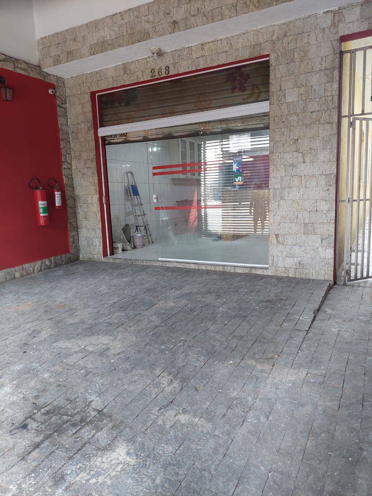 #72 - Salão Comercial para Locação em Itaquaquecetuba - SP