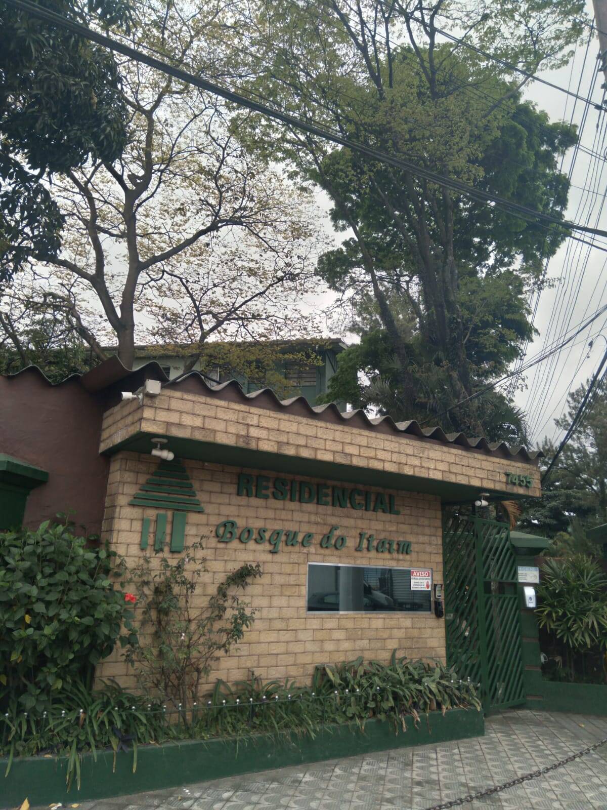 #84 - Apartamento para Venda em Itaquaquecetuba - SP